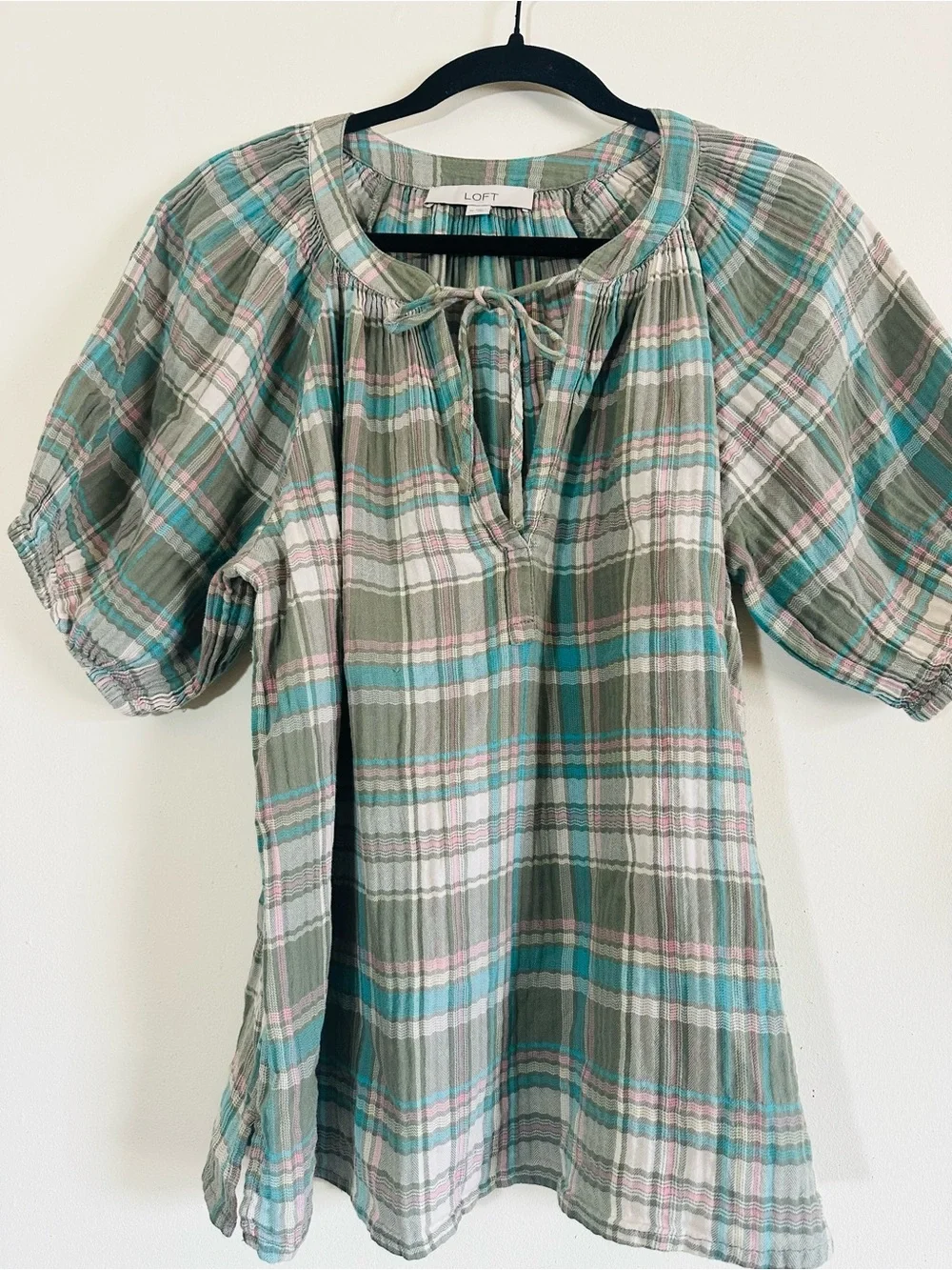 Loft plaid puff sleeve gauze tie front blouse size M